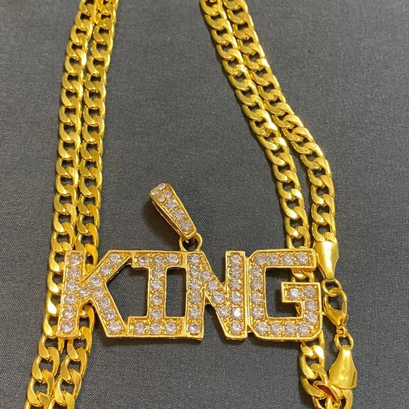 24 Inch Gold Tone Chain and King Pendant Combo - Picture 1 of 4